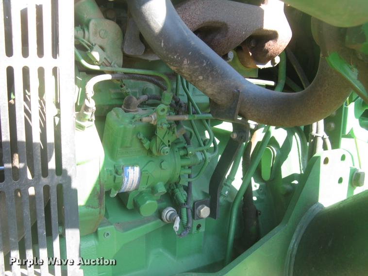 image for item L3996 2012 John Deere 5065E MFWD tractor
