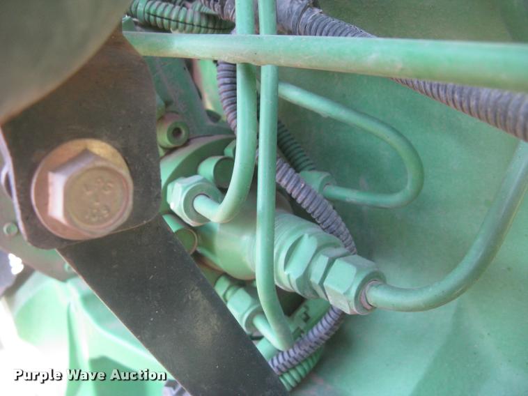 image for item L3996 2012 John Deere 5065E MFWD tractor