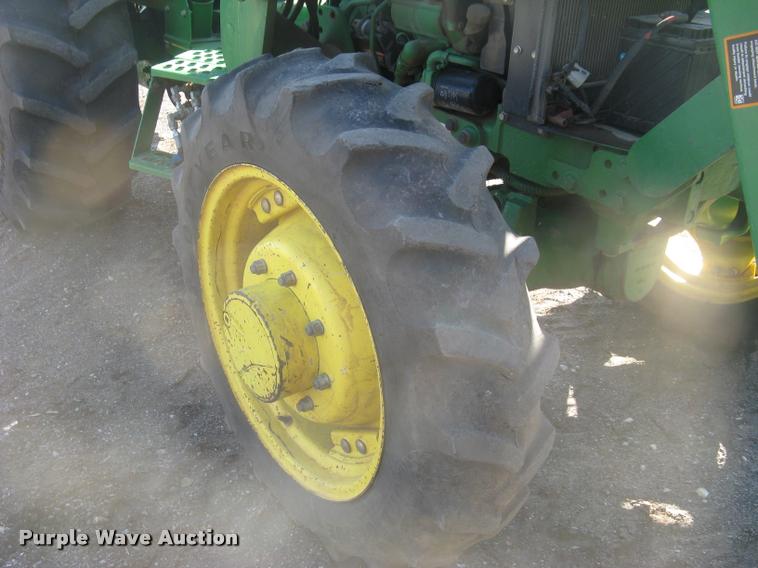 image for item L3996 2012 John Deere 5065E MFWD tractor