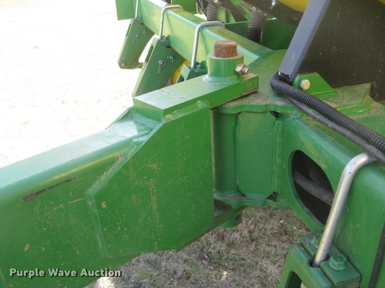 image for item L3998 2014 John Deere 1770 Max Emerge XP planter