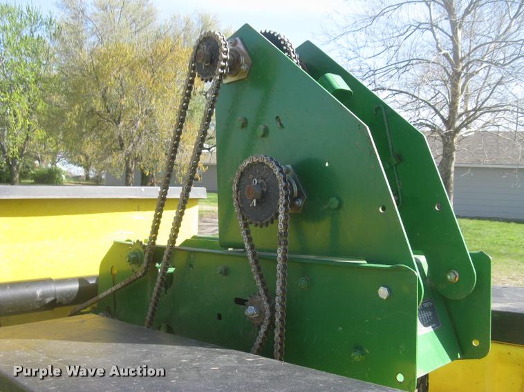 image for item L3998 2014 John Deere 1770 Max Emerge XP planter