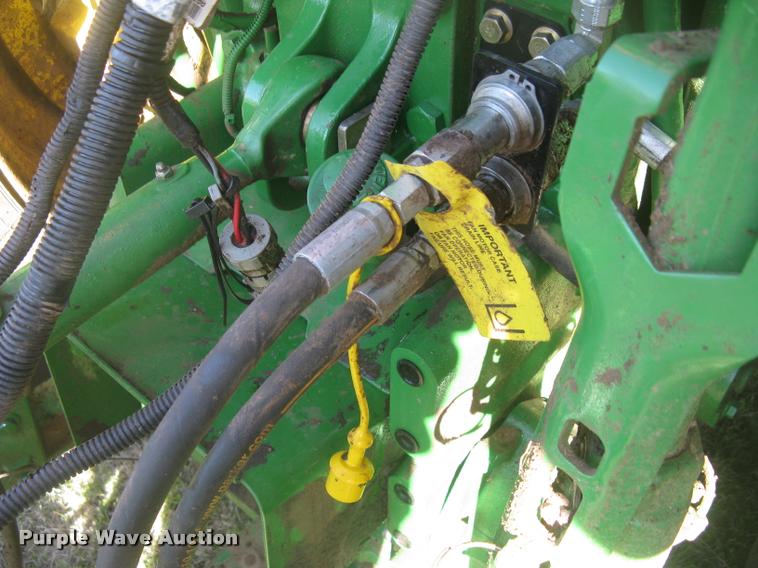 image for item L3998 2014 John Deere 1770 Max Emerge XP planter