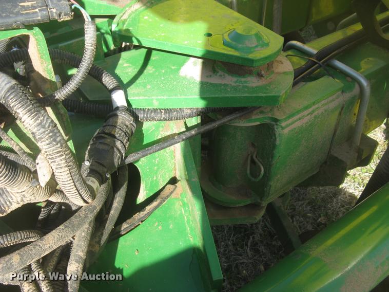 image for item L3998 2014 John Deere 1770 Max Emerge XP planter