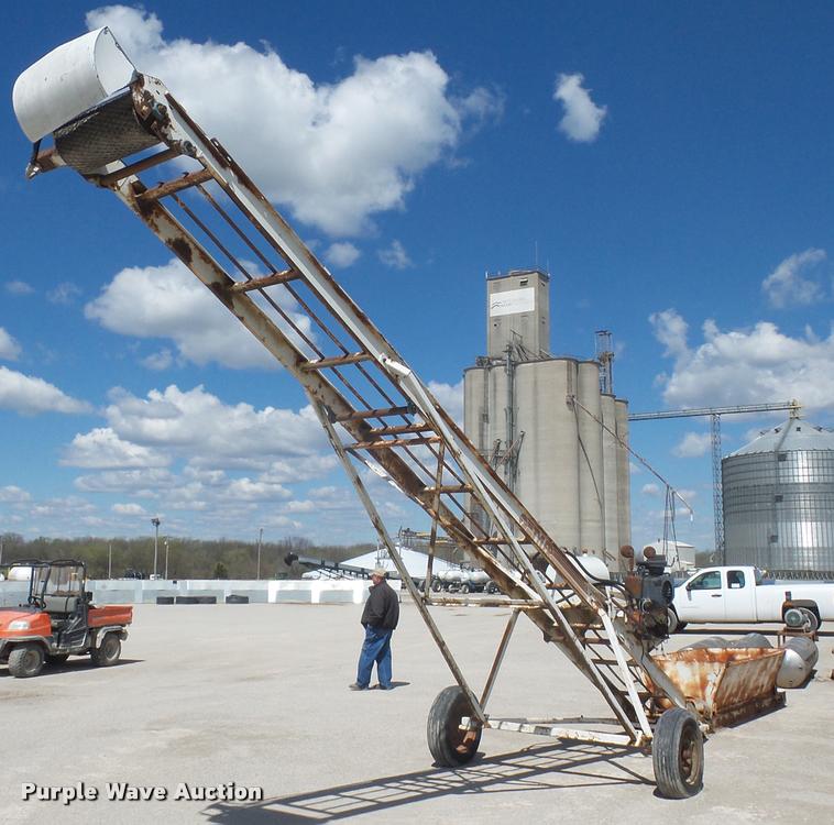 image for item L4685 Tyler belt conveyor