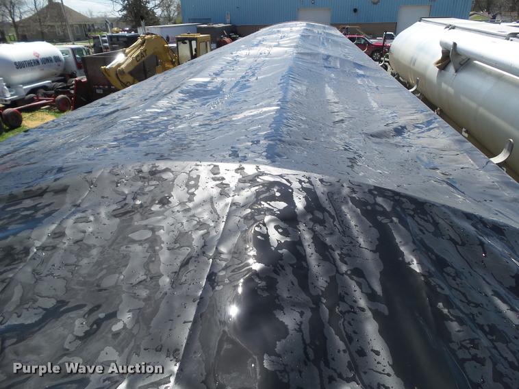 image for item CB9958 2017 Timpte Super Hopper double hopper grain trailer