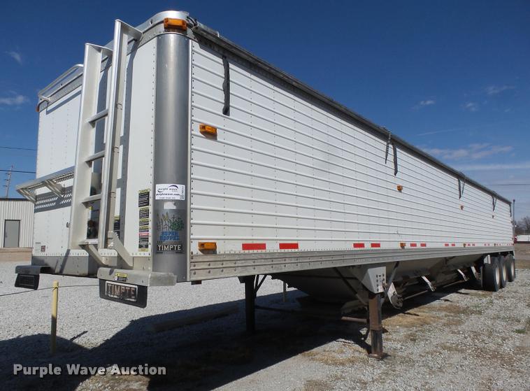 image for item DA0612 2010 Timpte double hopper grain trailer