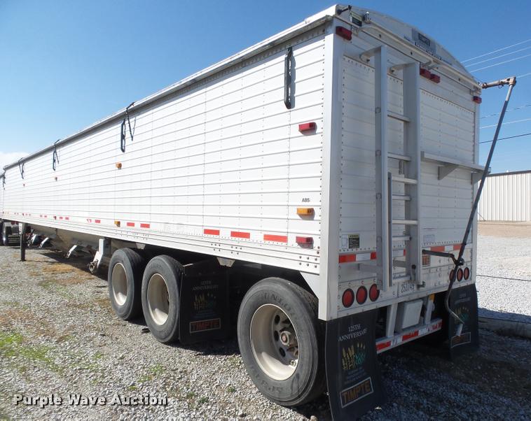 image for item DA0612 2010 Timpte double hopper grain trailer
