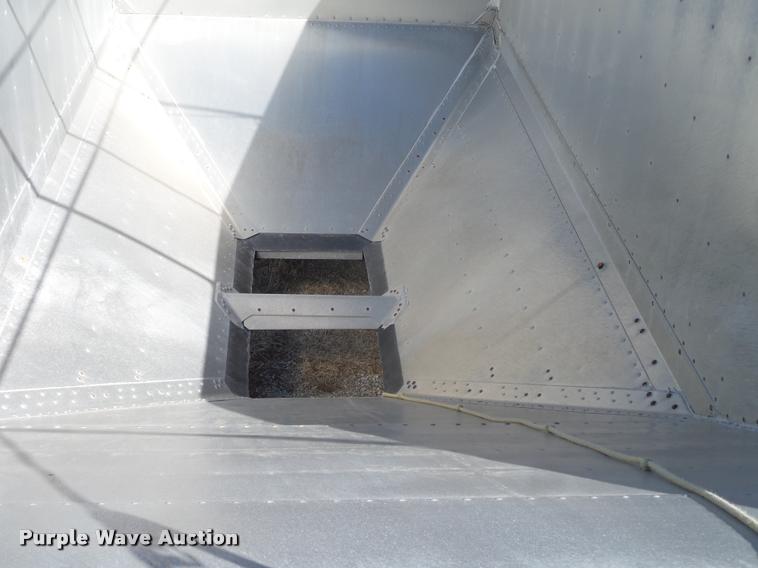 image for item DA0612 2010 Timpte double hopper grain trailer