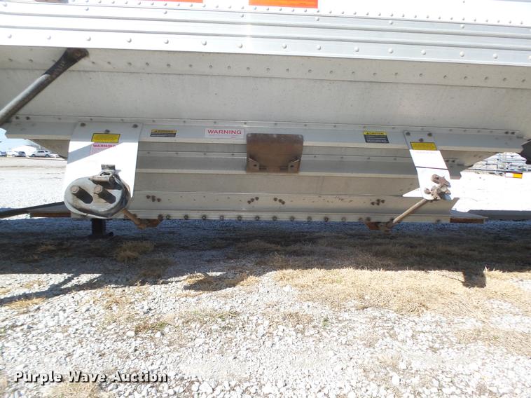 image for item DA0612 2010 Timpte double hopper grain trailer