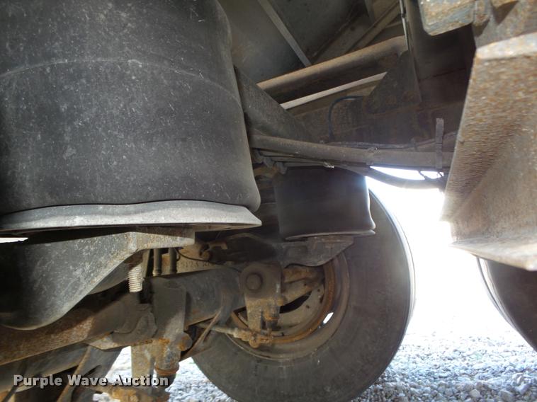 image for item DA0612 2010 Timpte double hopper grain trailer