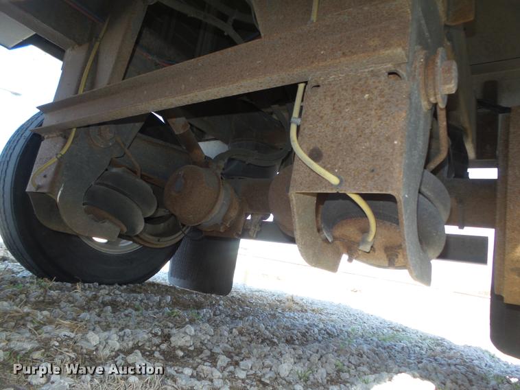 image for item DA0612 2010 Timpte double hopper grain trailer