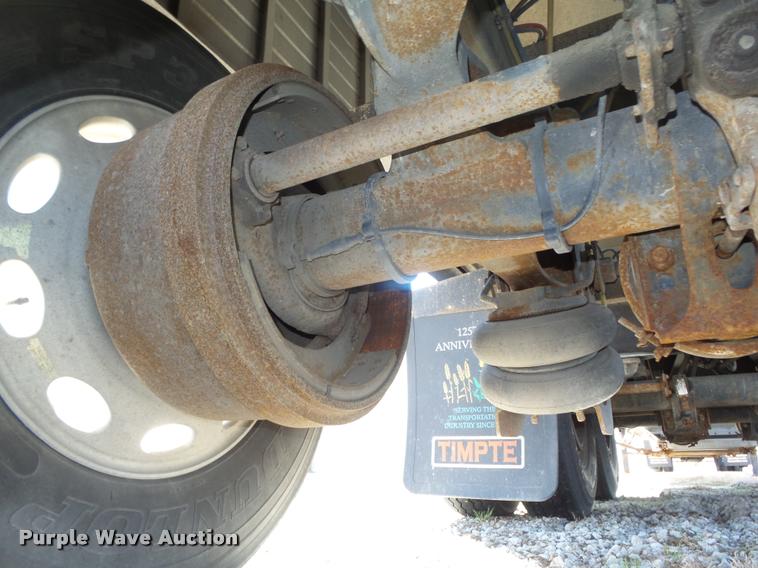 image for item DA0612 2010 Timpte double hopper grain trailer