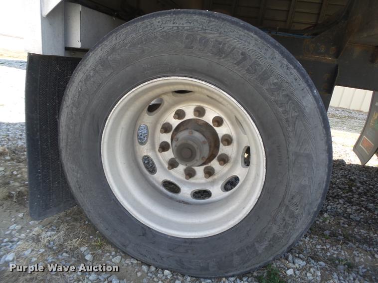 image for item DA0612 2010 Timpte double hopper grain trailer