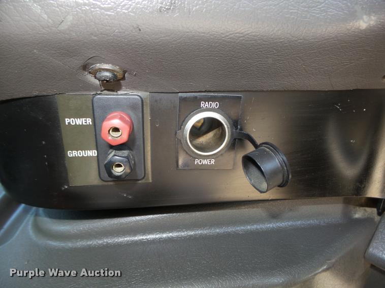 image for item DA0648 2002 International 9100i semi truck