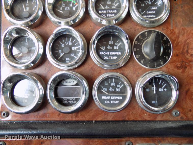 image for item DA6005 2003 Peterbilt 379 semi truck