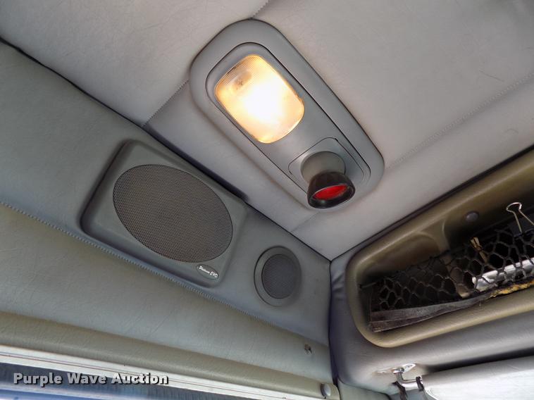 image for item DA6005 2003 Peterbilt 379 semi truck