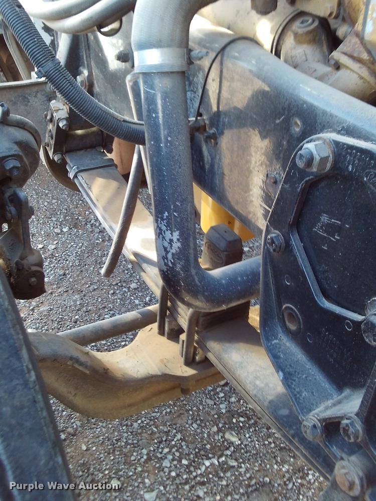 image for item DA6005 2003 Peterbilt 379 semi truck