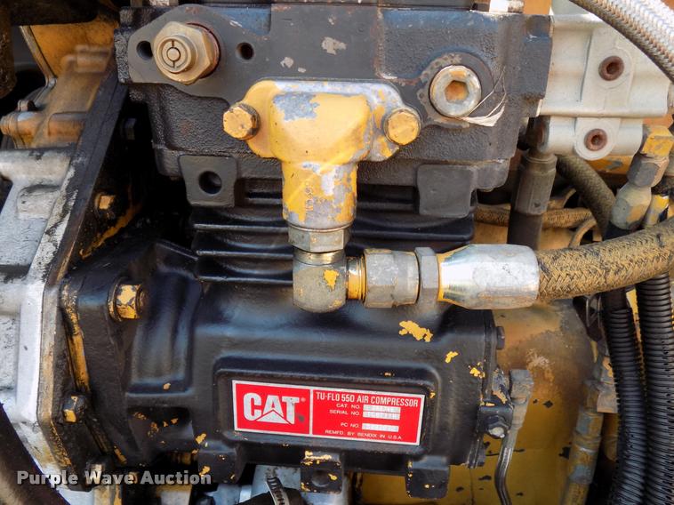 image for item DA6067 2000 Peterbilt 379 semi truck