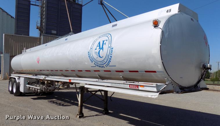 image for item DA6068 1991 Heil  tank trailer
