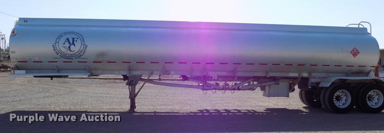 image for item DA6068 1991 Heil  tank trailer