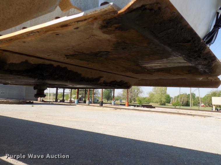 image for item DA6068 1991 Heil  tank trailer