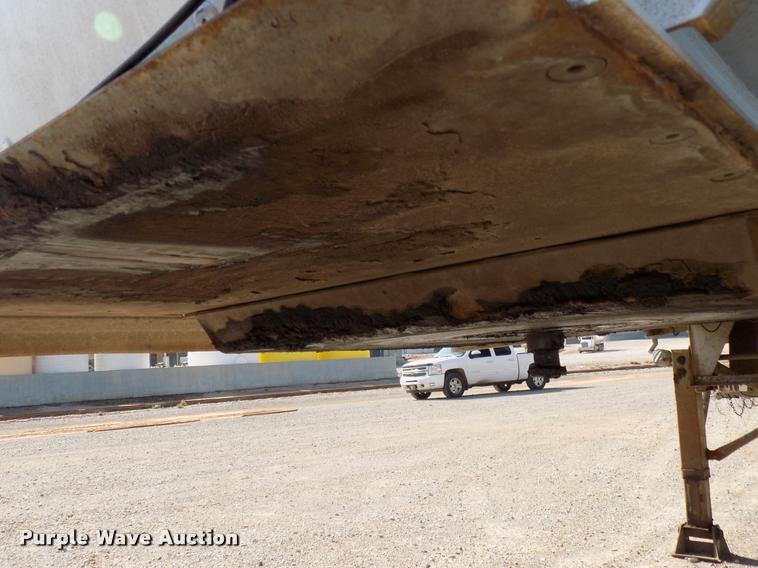 image for item DA6068 1991 Heil  tank trailer