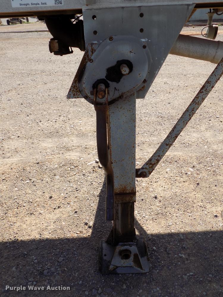 image for item DA6068 1991 Heil  tank trailer