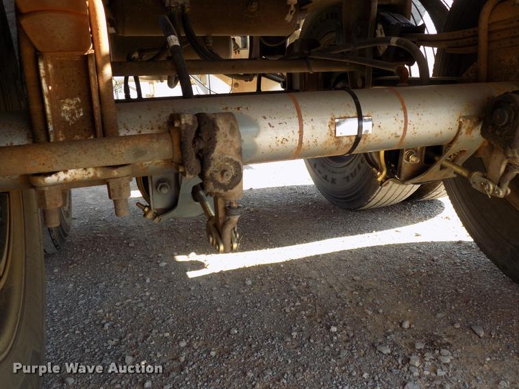 image for item DA6068 1991 Heil  tank trailer