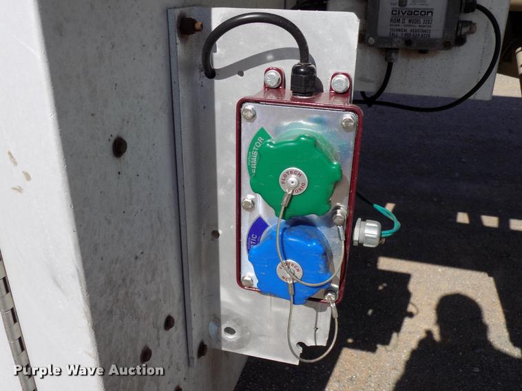 image for item DA6068 1991 Heil  tank trailer