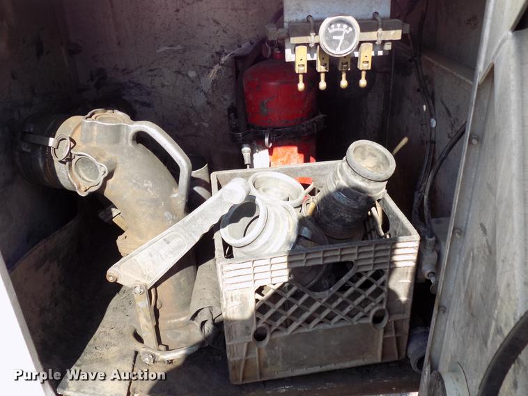 image for item DA6068 1991 Heil  tank trailer