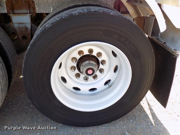 image for item DA6068 1991 Heil  tank trailer