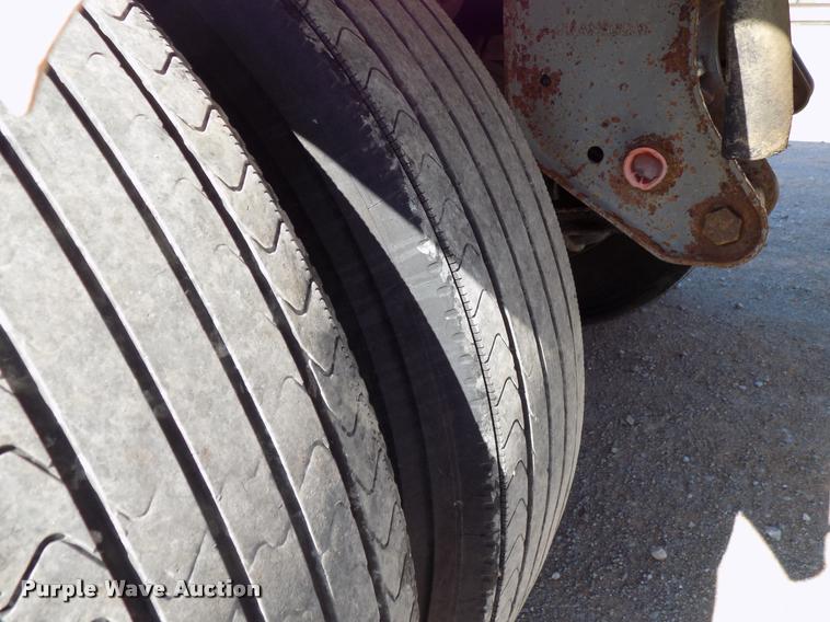 image for item DA6068 1991 Heil  tank trailer