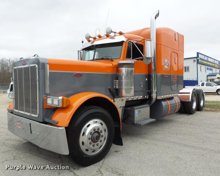 image for item DB1301 1988 Peterbilt 379 semi truck