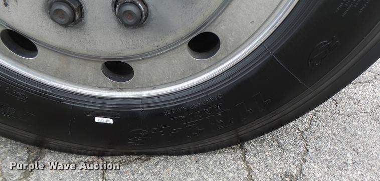 image for item DB1301 1988 Peterbilt 379 semi truck