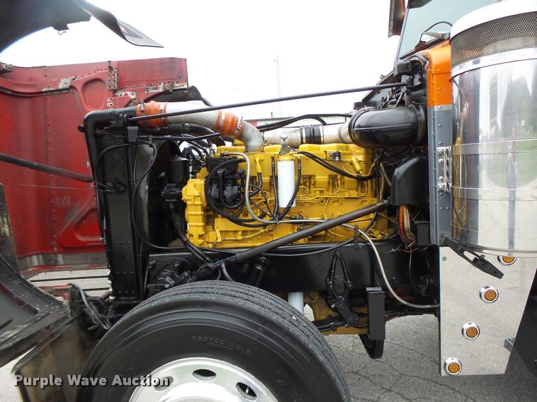 image for item DB1301 1988 Peterbilt 379 semi truck