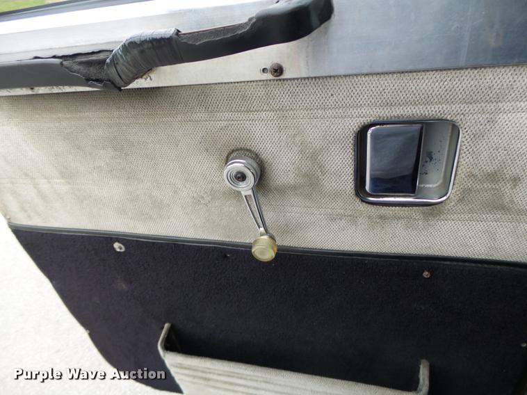 image for item DB1301 1988 Peterbilt 379 semi truck