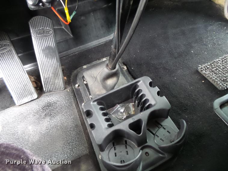 image for item DB1301 1988 Peterbilt 379 semi truck