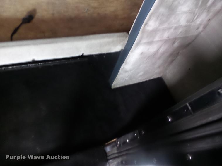 image for item DB1301 1988 Peterbilt 379 semi truck