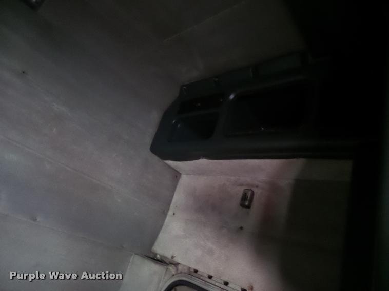 image for item DB1301 1988 Peterbilt 379 semi truck