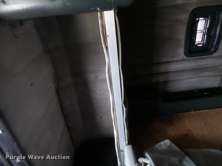 image for item DB1301 1988 Peterbilt 379 semi truck