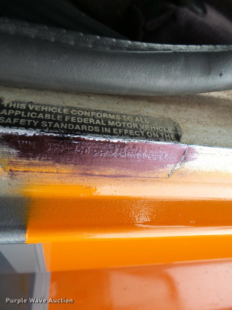 image for item DB1301 1988 Peterbilt 379 semi truck