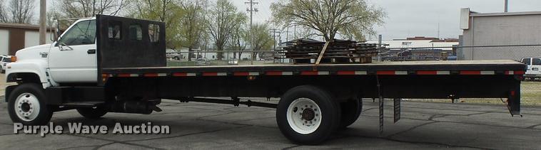 image for item DB1304 1994 GMC TopKick flatbed truck
