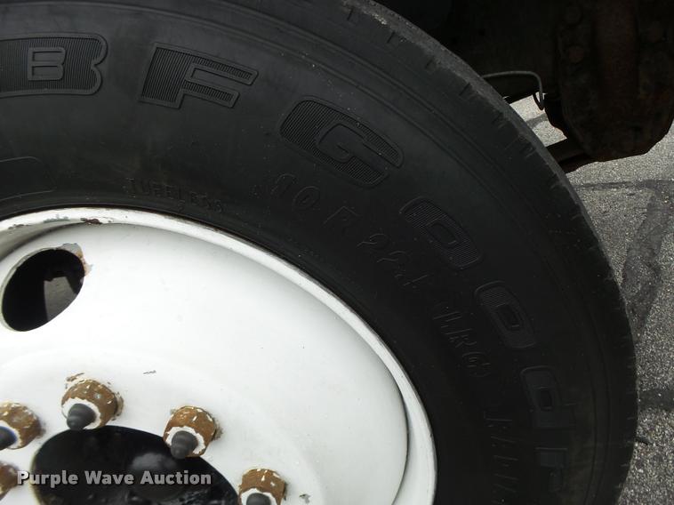 image for item DB1304 1994 GMC TopKick flatbed truck