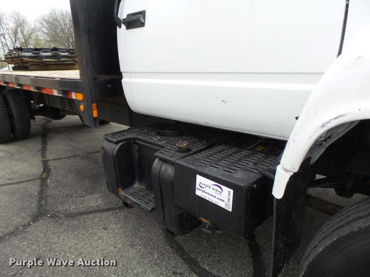 image for item DB1304 1994 GMC TopKick flatbed truck