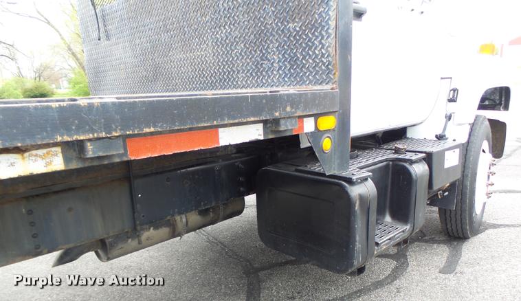 image for item DB1304 1994 GMC TopKick flatbed truck