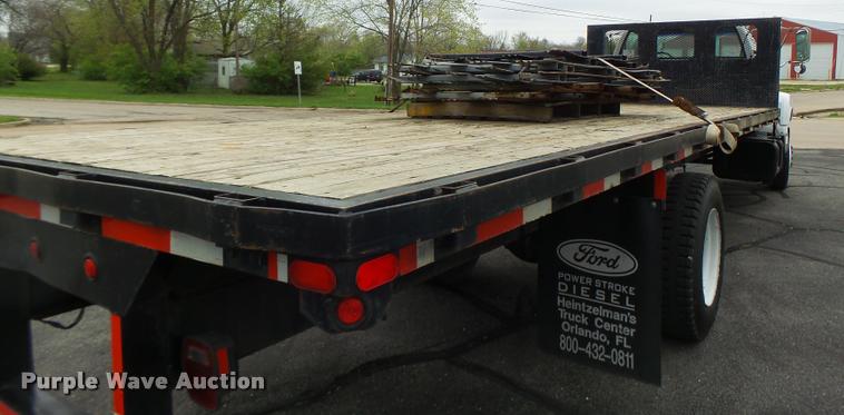 image for item DB1304 1994 GMC TopKick flatbed truck