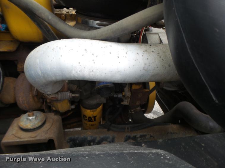 image for item DB1304 1994 GMC TopKick flatbed truck