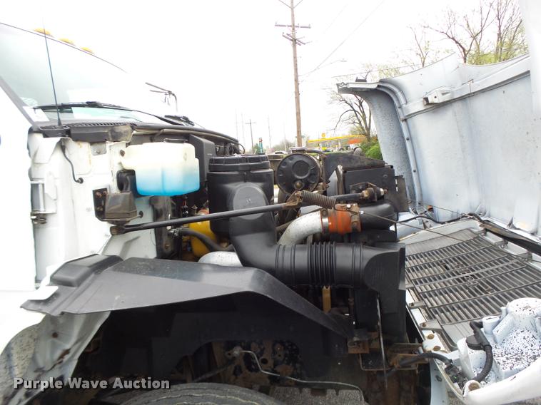 image for item DB1304 1994 GMC TopKick flatbed truck