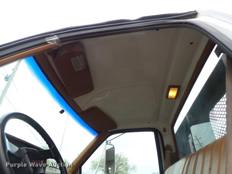 image for item DB1304 1994 GMC TopKick flatbed truck