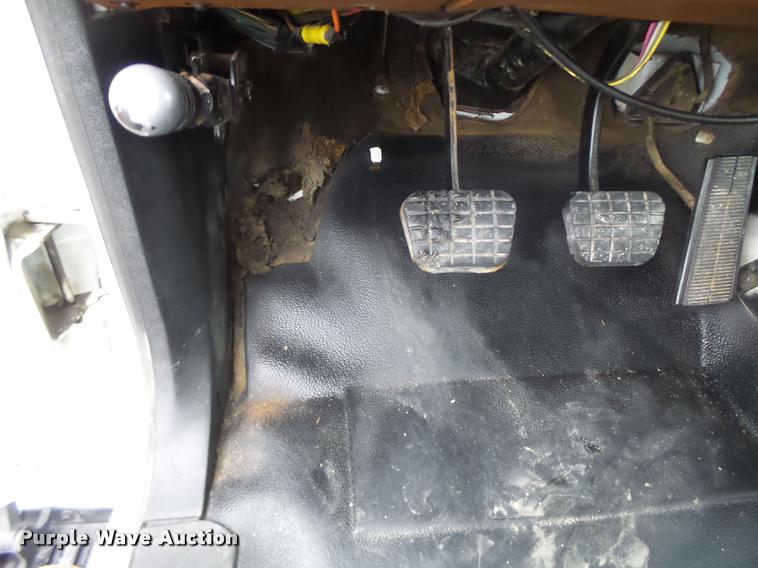 image for item DB1304 1994 GMC TopKick flatbed truck